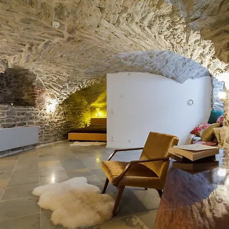 Korter Designer Old Town Wall Tallinn
